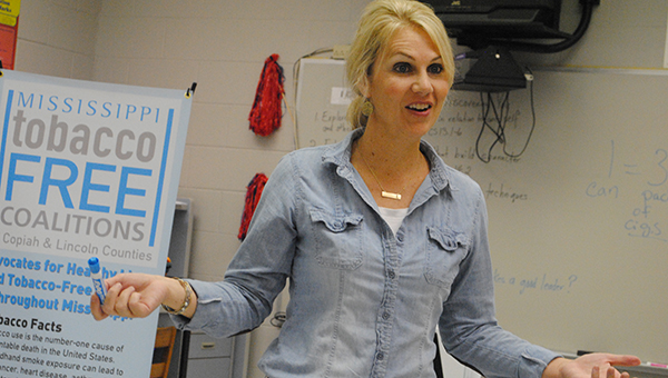 DAILY LEADER / JULIA V. PENDLEY / Lori Carter works to make connection with students throughout Lincoln and Copiah counties.