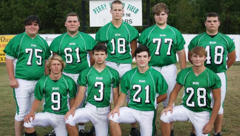 Daily Leader / MARTY ALBRIGHT / BEARS ELDERS - Seniors playing football for the West Lincoln Bears are (kneeling, from left) Brennan Cagle, Jayden Rushing, Liam Rutland, Matthew Allred; (standing) Ethan Howell, Charles Wayne Smith, Lofton Sills, Nicholas Burns and Patrick Nottingham.