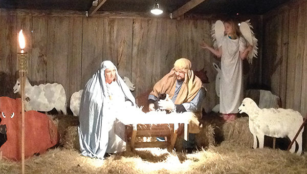 Photo by Luke Horton/ New Sight Baptist Church’s live nativity attracted hundreds to the rural church Sunday night. The annual event uses live actors and some live animals to tell the story of the birth of Jesus.