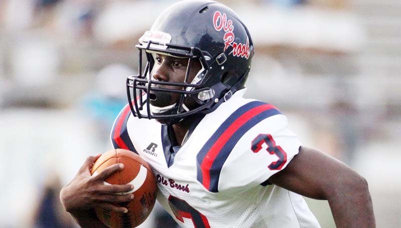 Daily Leader / File Photo / Brookhaven senior running back Thomas Poole (3) is among five Panthers selected on the All-Region 3-5A team.