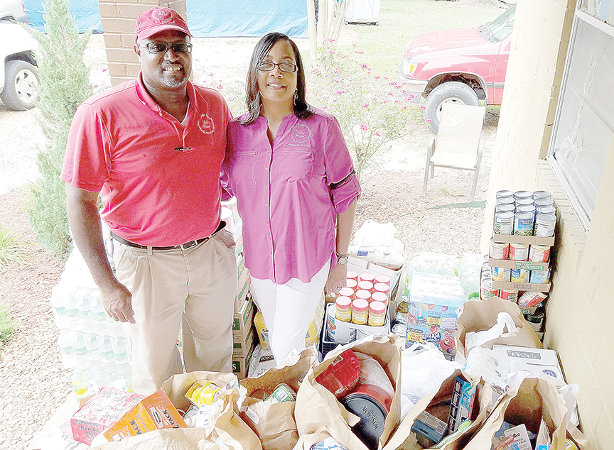 Hospice donates a ton of food Daily Leader Daily Leader