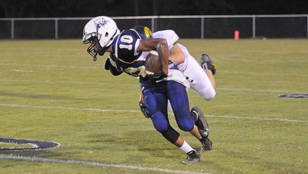 Photo by Theresa Allred/ Bogue Chitto’s Lafredrick Dillon is pursued by a Salem defender in the Bobcats’ loss Friday night.