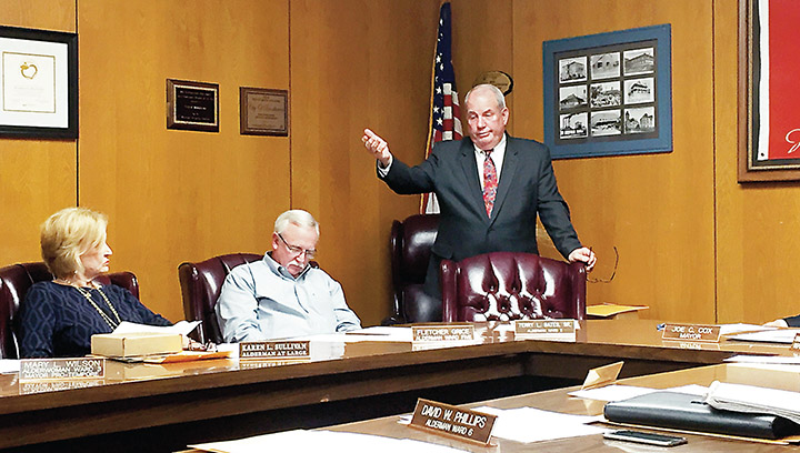 Photo by Alex Jacks/City attorney Joe Fernald explains to the Brookhaven Board of Aldermen his concerns regarding the newly revised transient vendor ordinance at Tuesday’s board meeting. From left are Aldermen Karen Sullivan and Fletcher Grimes.