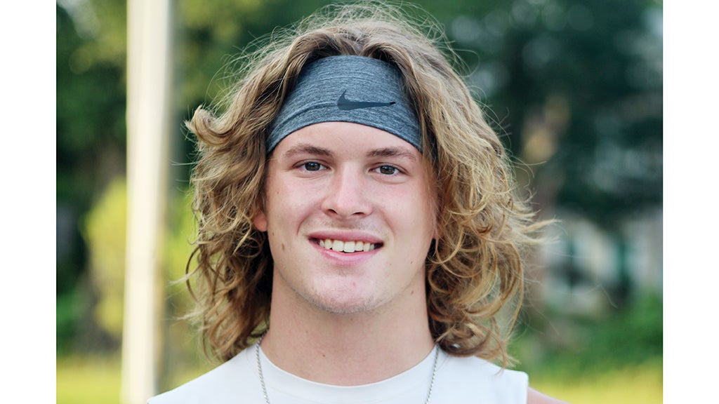 Bear backer Tate Smith flows the ball and earns Defensive POW - Daily ...