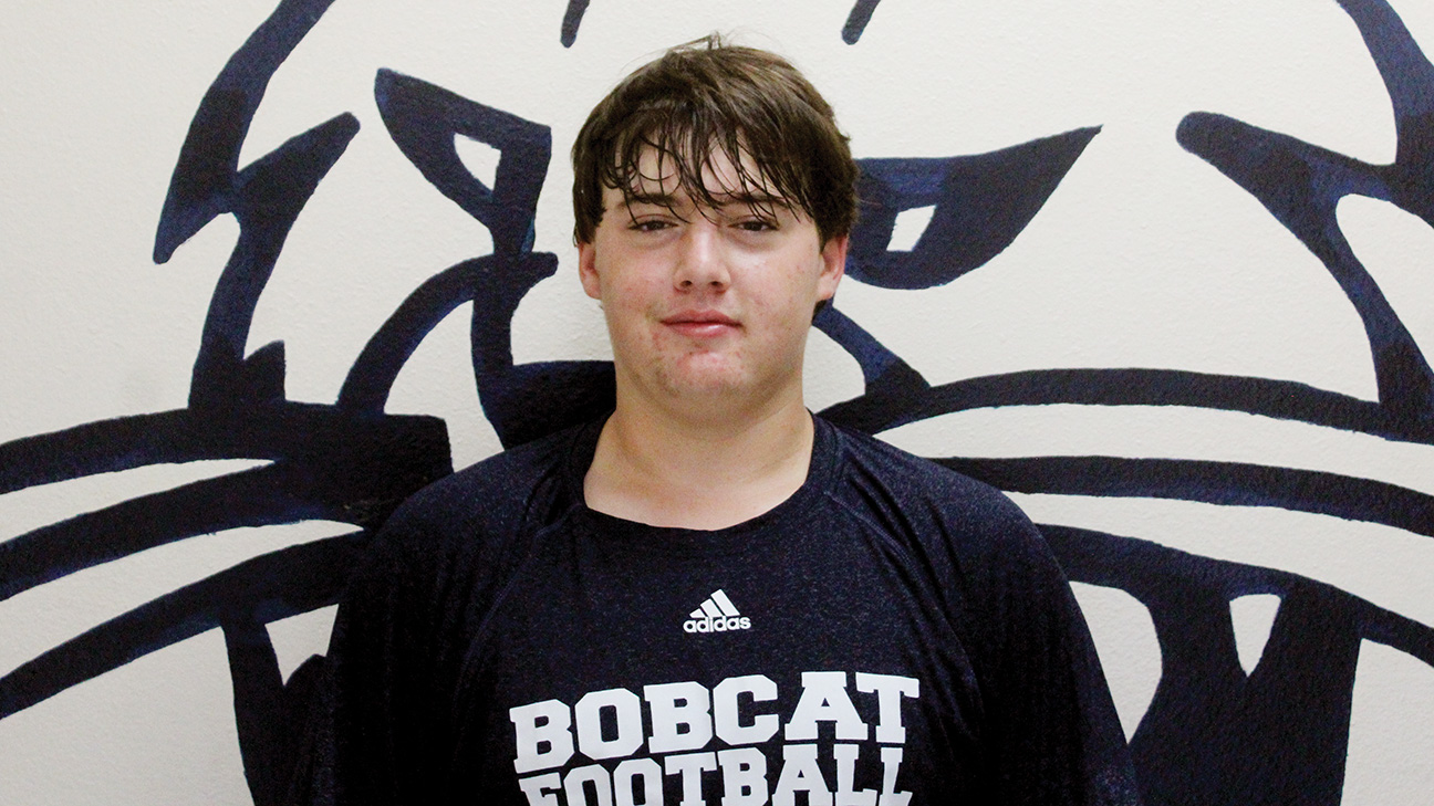 Seven area athletes earn MAC AllState football honors Daily Leader