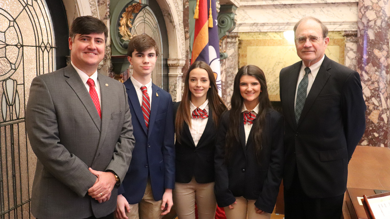 Brookhaven teens serve as Senate pages Daily Leader Daily Leader